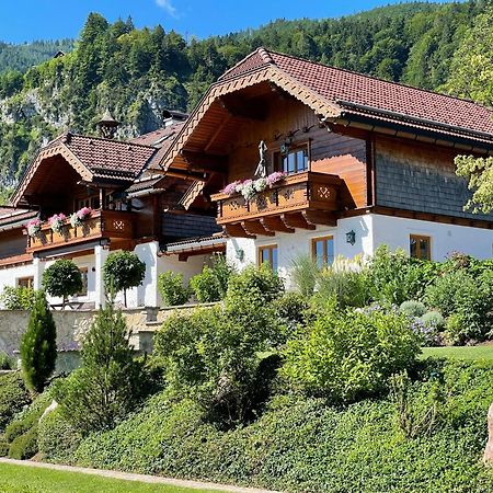 Ferienwohnung Schossleitner - Der Wohlfuehl-Ansitz Am Wolfgangsee Mit Weitblick Sankt Gilgen Esterno foto
