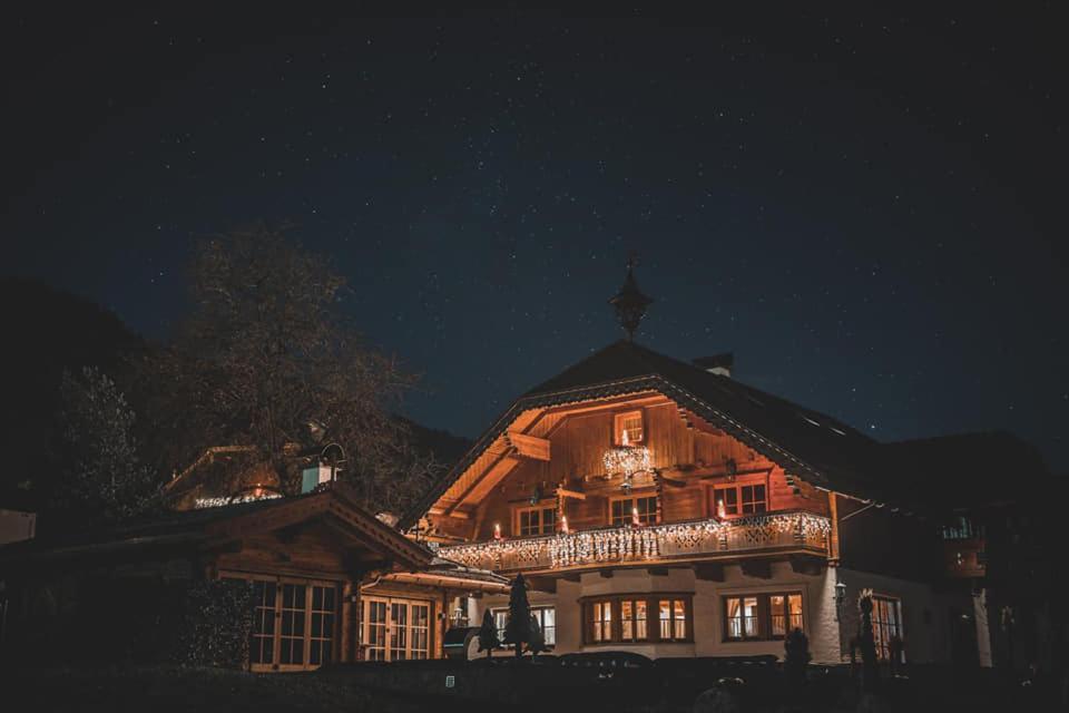 Ferienwohnung Schossleitner - Der Wohlfuehl-Ansitz Am Wolfgangsee Mit Weitblick Sankt Gilgen Esterno foto