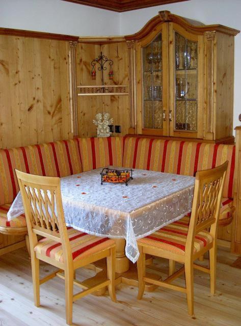 Ferienwohnung Schossleitner - Der Wohlfuehl-Ansitz Am Wolfgangsee Mit Weitblick Sankt Gilgen Esterno foto