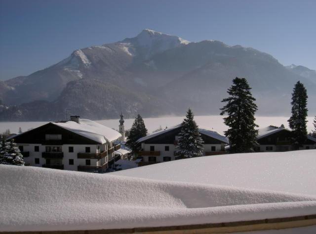 Ferienwohnung Schossleitner - Der Wohlfuehl-Ansitz Am Wolfgangsee Mit Weitblick Sankt Gilgen Esterno foto