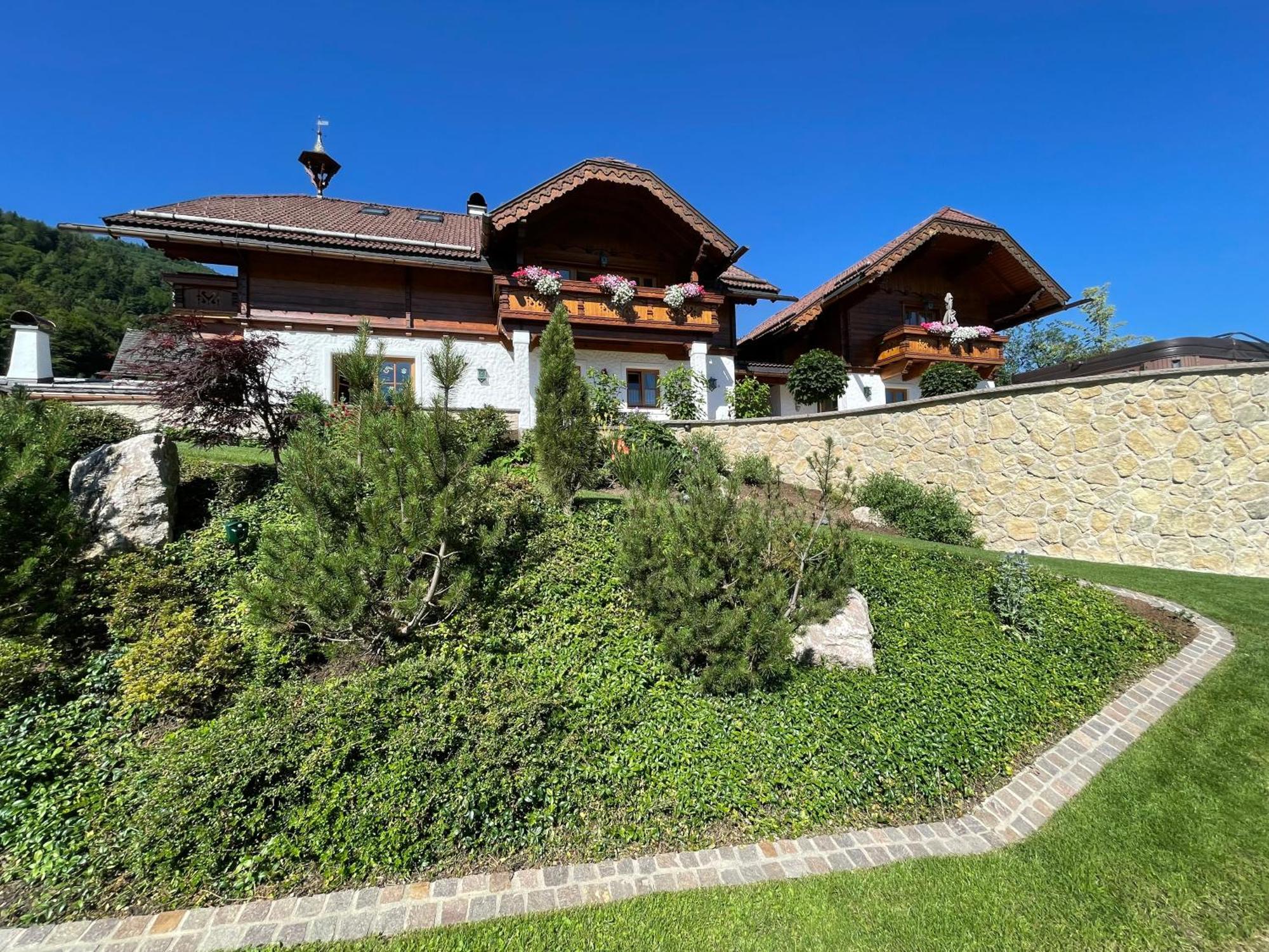 Ferienwohnung Schossleitner - Der Wohlfuehl-Ansitz Am Wolfgangsee Mit Weitblick Sankt Gilgen Esterno foto