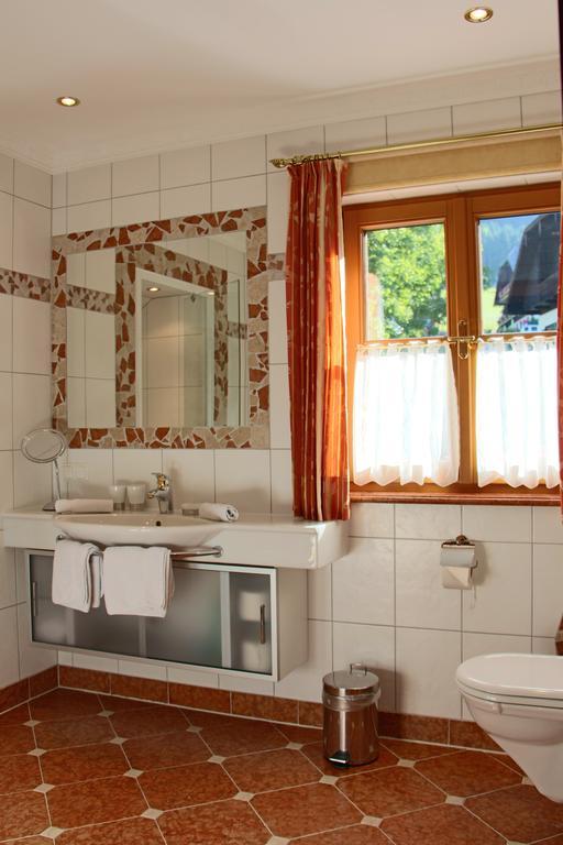 Ferienwohnung Schossleitner - Der Wohlfuehl-Ansitz Am Wolfgangsee Mit Weitblick Sankt Gilgen Camera foto